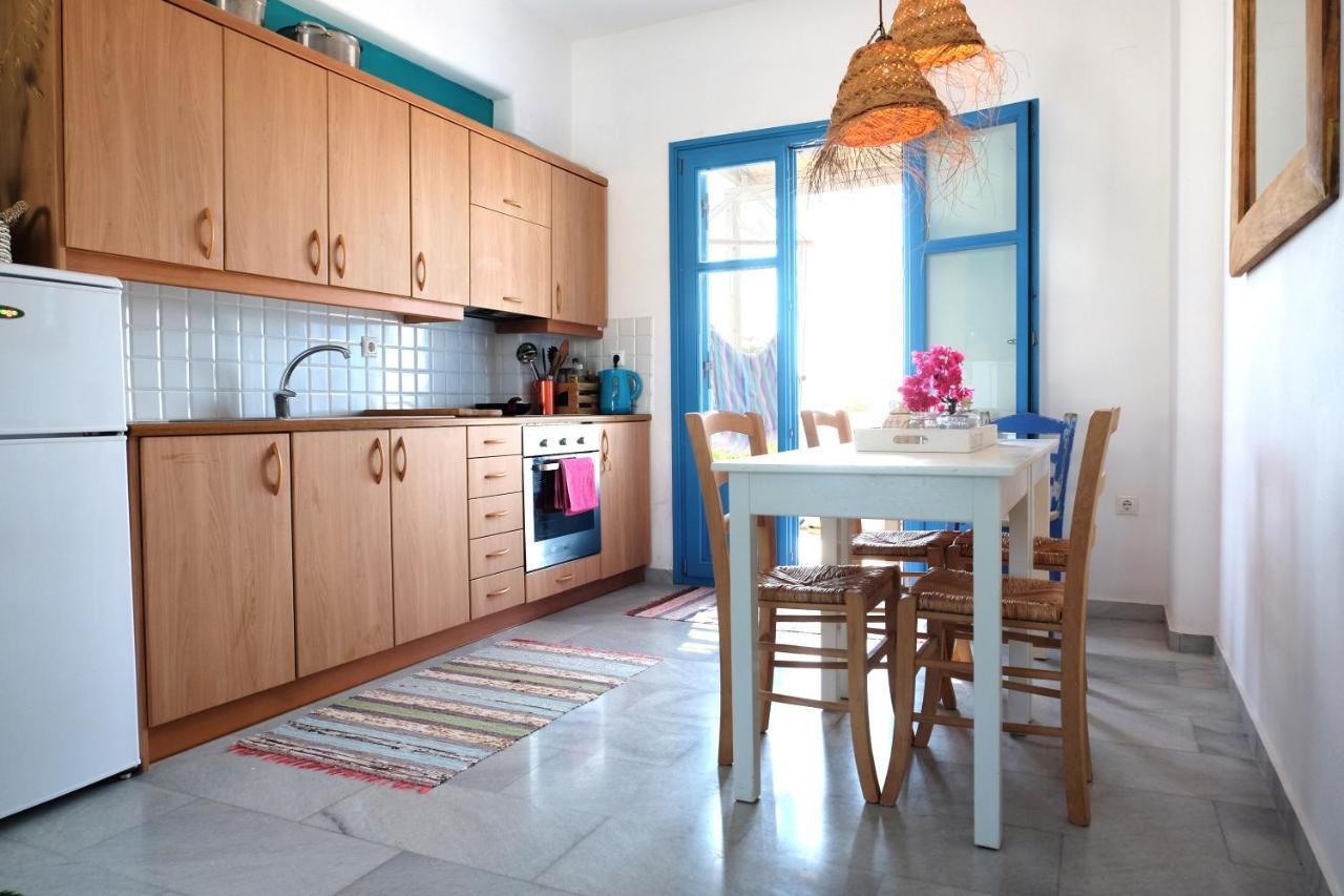 Paros Book'Inn Piso Livadi Exteriör bild