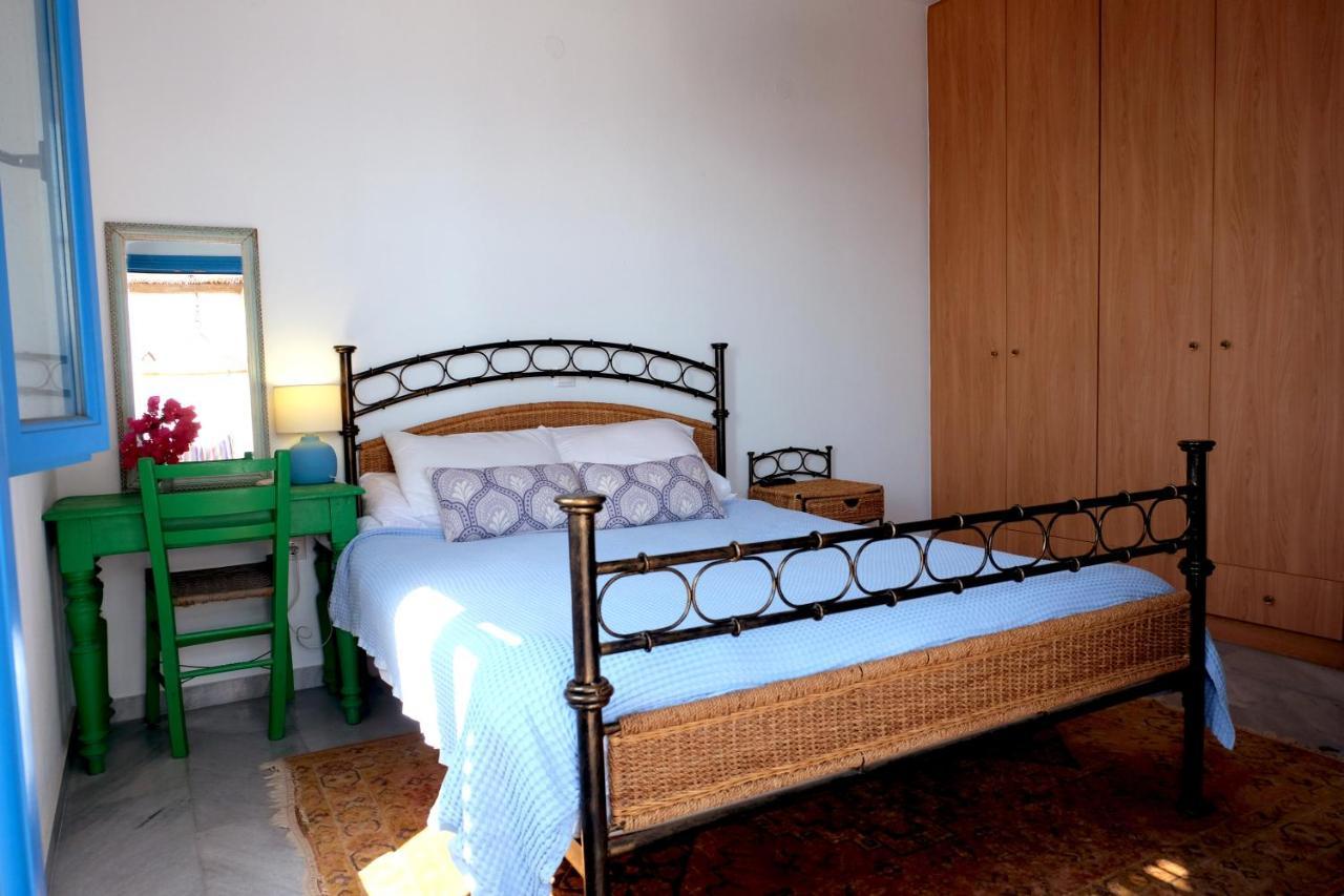 Paros Book'Inn Piso Livadi Exteriör bild